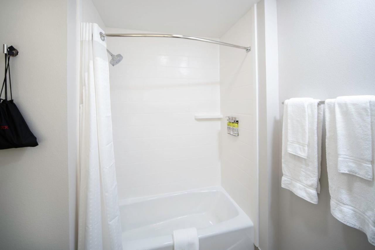 Holiday Inn Express & Suites - Fort Myers Airport By Ihg Exteriér fotografie