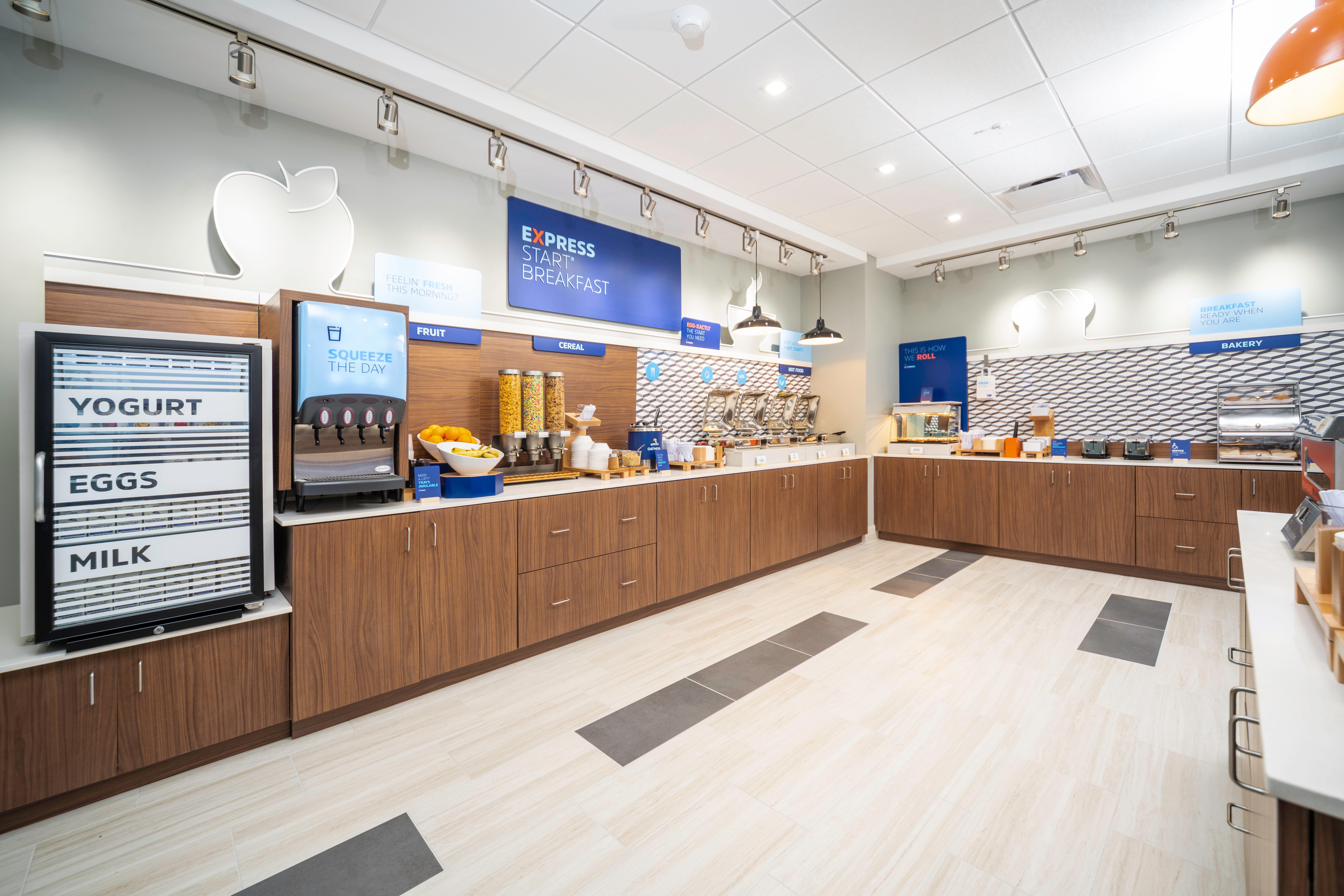 Holiday Inn Express & Suites - Fort Myers Airport By Ihg Exteriér fotografie